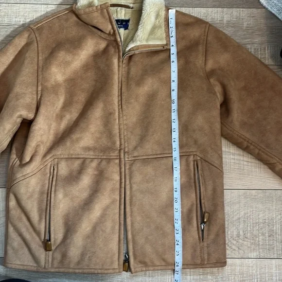 Haupt Outerwear made in Germany camel and shearling zip up inner outer pocket - Picture 14 of 15